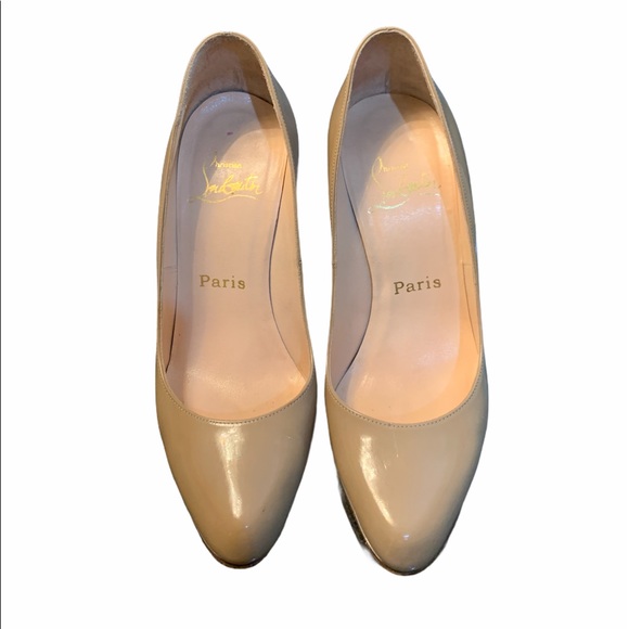Christian Louboutin  patent leather pump in size 5 - Picture 2 of 8